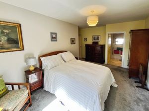 Bedroom- click for photo gallery